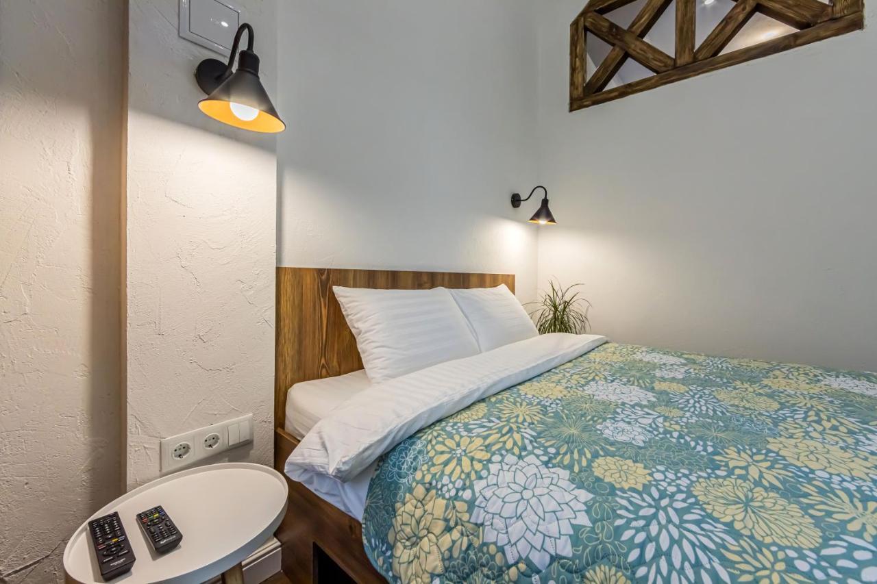 Kyiv Saksahanskoho Apart Hotel ภายนอก รูปภาพ