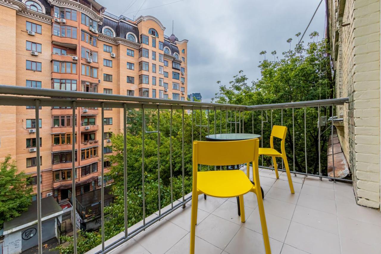 Kyiv Saksahanskoho Apart Hotel ภายนอก รูปภาพ