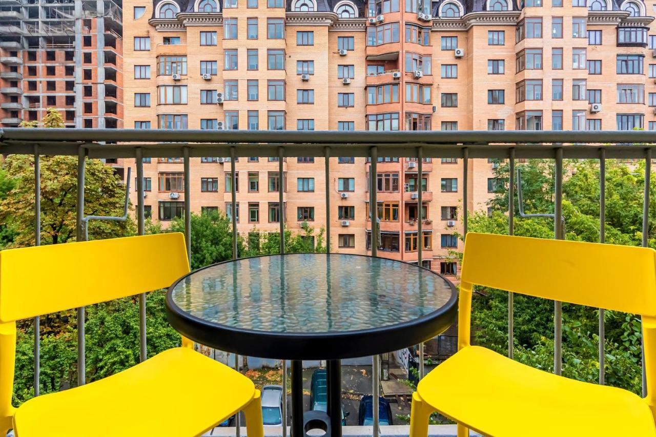 Kyiv Saksahanskoho Apart Hotel ภายนอก รูปภาพ