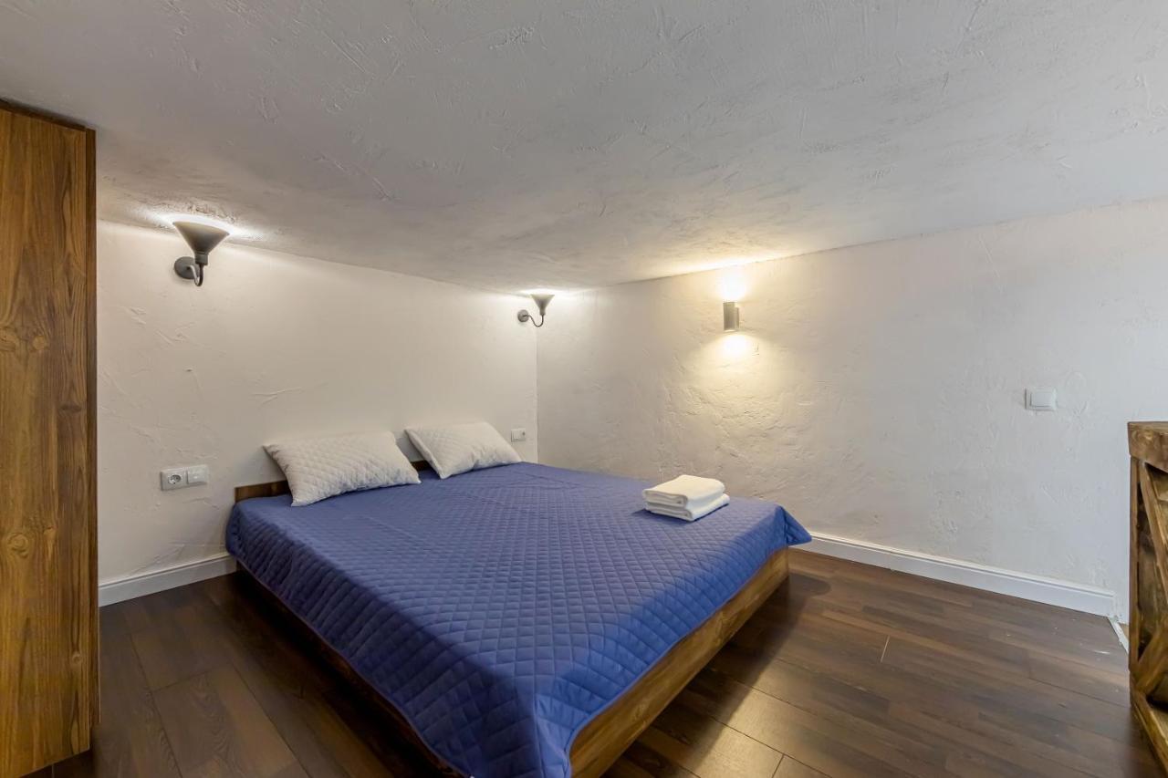 Kyiv Saksahanskoho Apart Hotel ภายนอก รูปภาพ