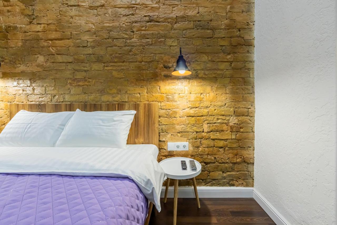 Kyiv Saksahanskoho Apart Hotel ภายนอก รูปภาพ