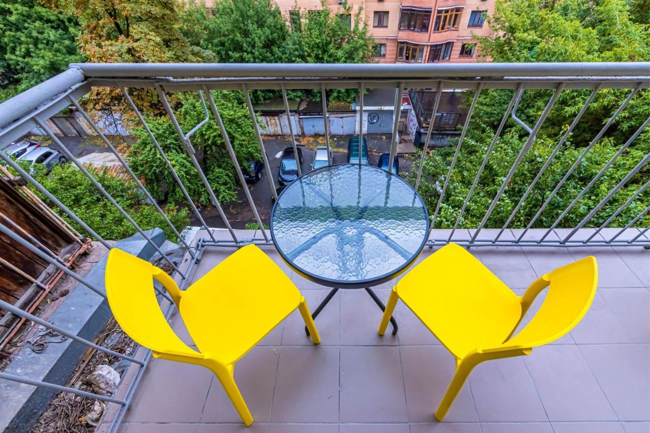 Kyiv Saksahanskoho Apart Hotel ภายนอก รูปภาพ