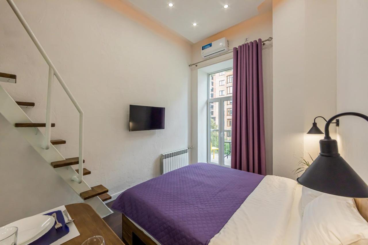 Kyiv Saksahanskoho Apart Hotel ภายนอก รูปภาพ